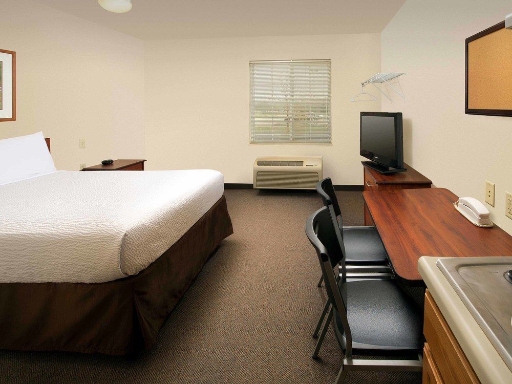 Woodspring Suites Des Moines Pleasant Hill Exterior photo